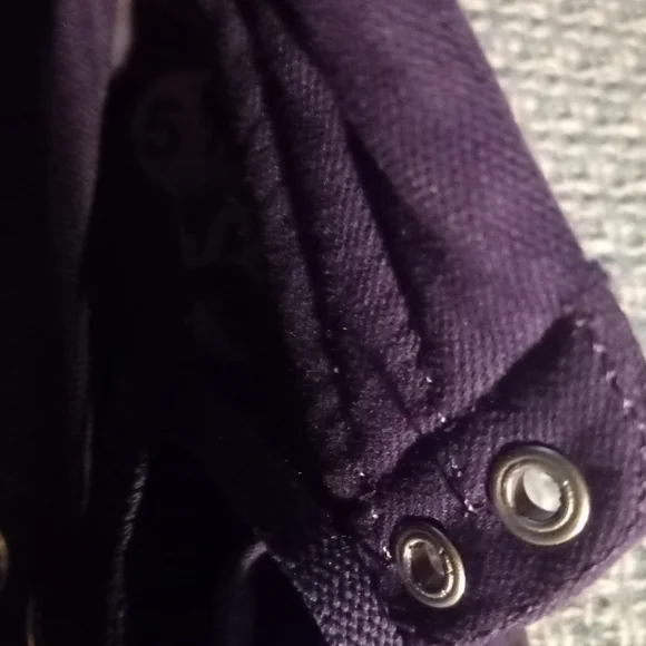 VANS  PURPLE HIGH TOP SNEAKER SIZE - Picture 11 of 15